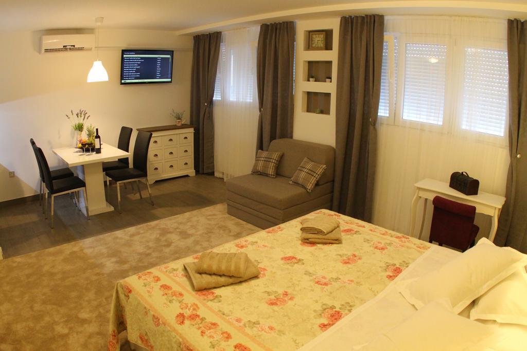 Studio Apartments Mirakul Спліт Номер фото