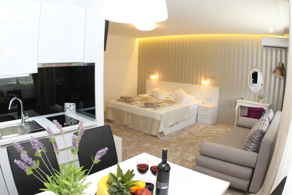 Studio Apartments Mirakul Спліт Номер фото