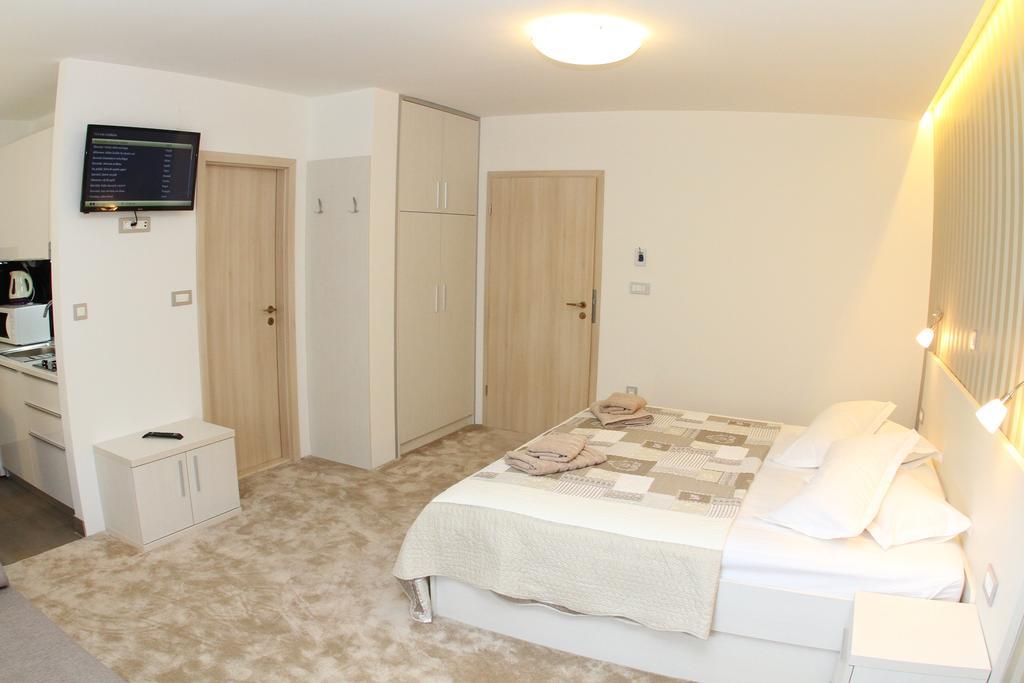 Studio Apartments Mirakul Спліт Номер фото