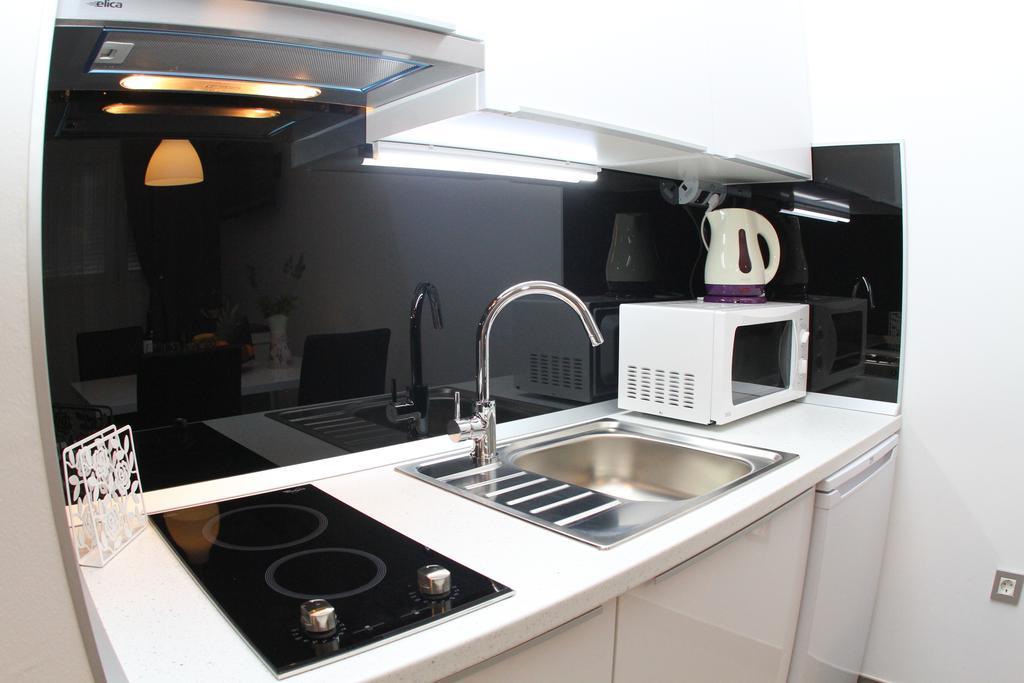 Studio Apartments Mirakul Спліт Номер фото
