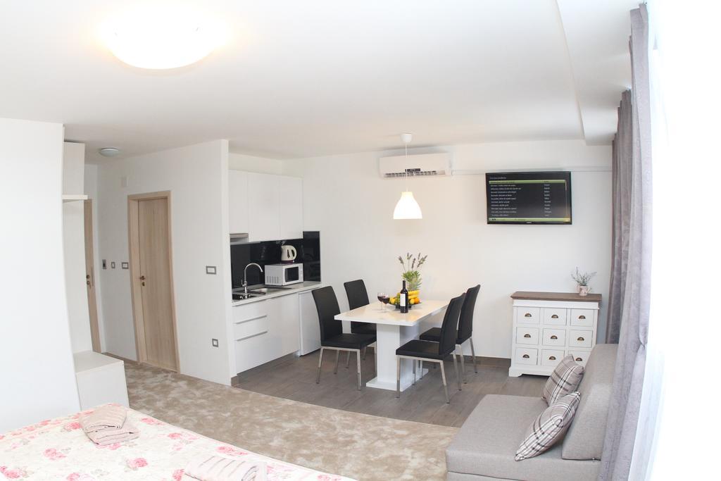 Studio Apartments Mirakul Спліт Номер фото